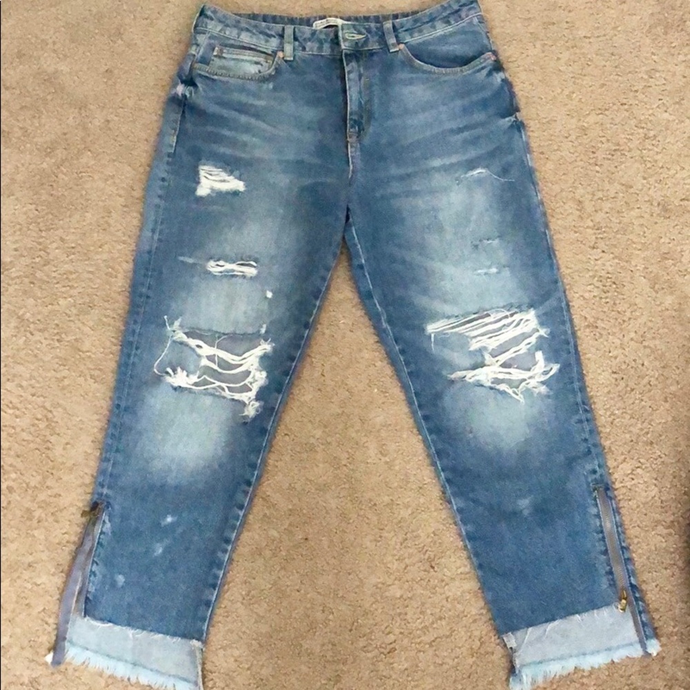 Zara Basic Distressed Mom Jeans